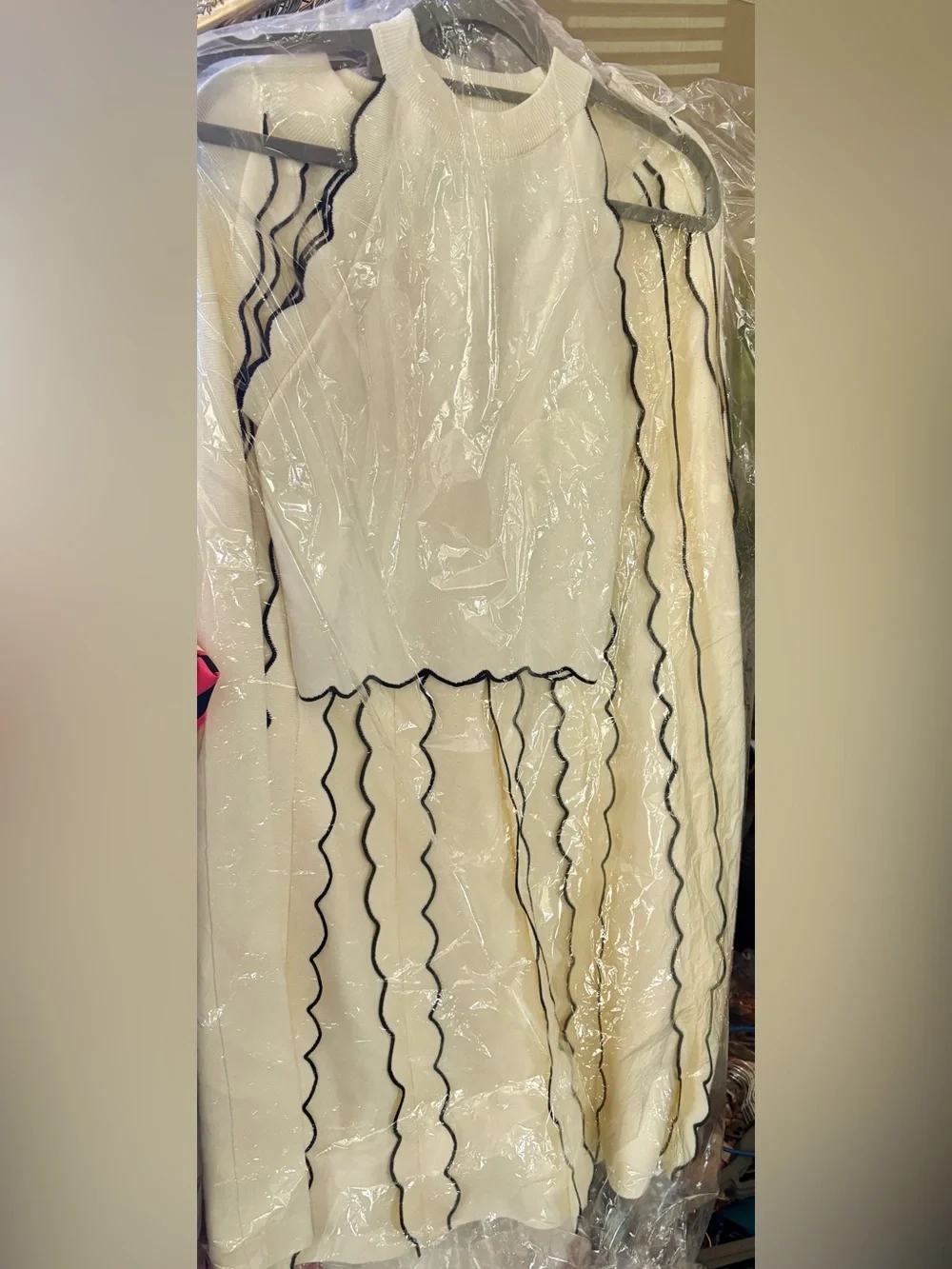 Cream Knit Two Piece Set Scalloped Halter Crop Top Wavy Stripe Midi Skirt Size M - Picture 7 of 11